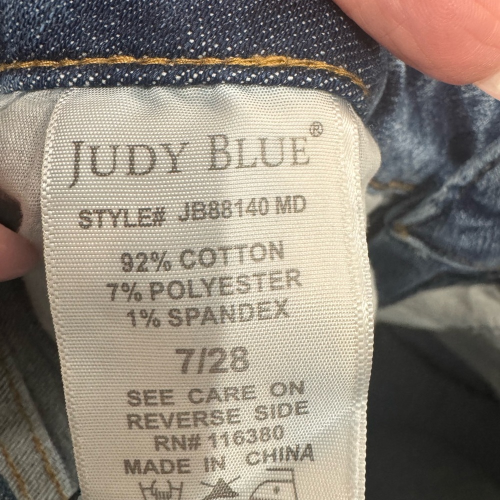 Judy Blue Boot Cut Jeans - Medium Wash - Size 7 - 32” inseam - Picture 5 of 6